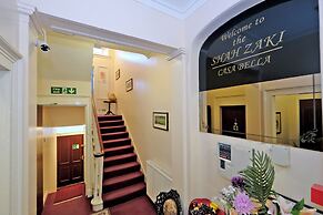 Grand Mansion, 9 Beds, Sleeps 17, Parking - Groups