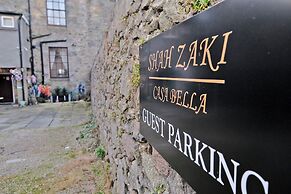 Grand Mansion, 9 Beds, Sleeps 17, Parking - Groups