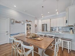 West Side Cottages by SVR