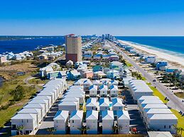 West Side Cottages by SVR