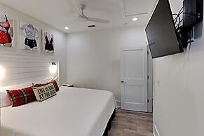 West Side Cottages by SVR