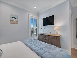 West Side Cottages by SVR