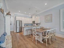 West Side Cottages by SVR