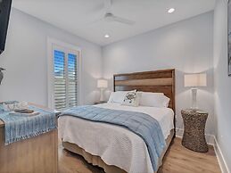 West Side Cottages by SVR