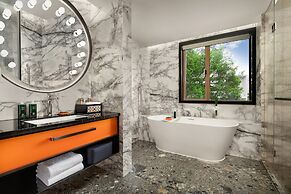 Hotel Indigo Guangzhou Haixinsha by IHG