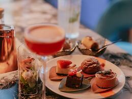 Hotel Indigo Guangzhou Haixinsha by IHG