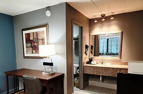 Executive Inn By OYO Queenville Mena
