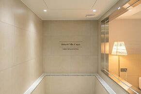 Asherah Villard Aqua Business Hotel