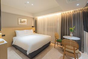 Asherah Villard Aqua Business Hotel