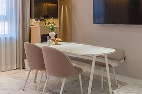 Asherah Villard Aqua Business Hotel