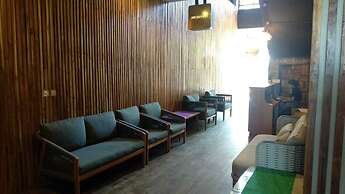 DEJAVU 2.0 HOTEL LABUAN BAJO KOMODO