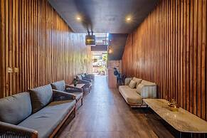 DEJAVU 2.0 HOTEL LABUAN BAJO KOMODO