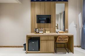 DEJAVU 2.0 HOTEL LABUAN BAJO KOMODO