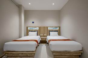 DEJAVU 2.0 HOTEL LABUAN BAJO KOMODO