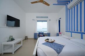 Seclude by the Lake Alleppey