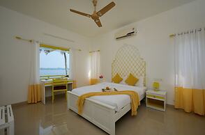 Seclude by the Lake Alleppey