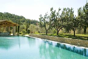 Villa Nocciolo in Most Exclusive Borgo in Tuscany
