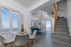 Golden View Jacuzzi Suites