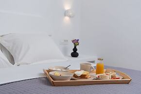 Golden View Jacuzzi Suites