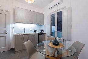 Golden View Jacuzzi Suites