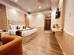 Hill River Resort By West Western