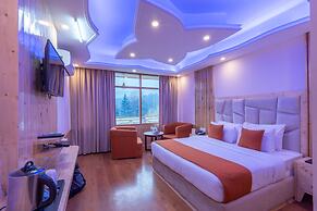 Hill River Resort By West Western