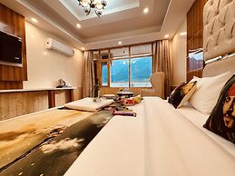 Hill River Resort By West Western