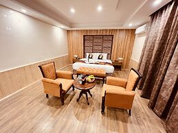 Hill River Resort By West Western