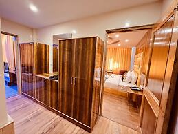 Hill River Resort By West Western