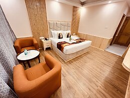 Hill River Resort By West Western