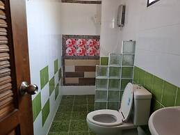 Sawasdee Sichang Resort