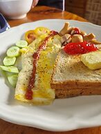 Sawasdee Sichang Resort