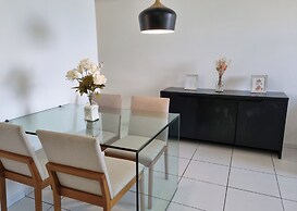 Apê 2 quartos no melhor da Pajuçara M605