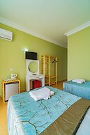 De Mare Family Hotel
