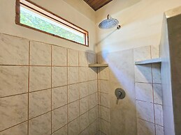 Don Jons Lodge -Surf & Yoga