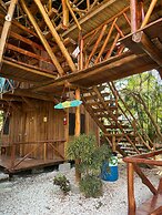 Don Jons Lodge -Surf & Yoga