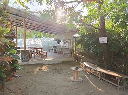 Don Jons Lodge -Surf & Yoga