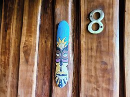 Don Jons Lodge -Surf & Yoga