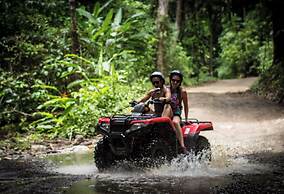 Don Jons Lodge -Surf & Yoga