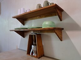 Don Jons Lodge -Surf & Yoga