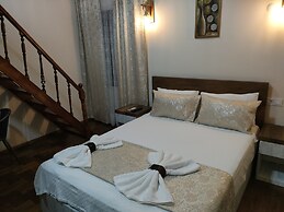 Trend Çeşmealtı Hotel & Lounge