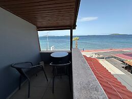 Trend Çeşmealtı Hotel & Lounge