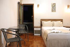 Trend Çeşmealtı Hotel & Lounge