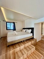 Patong Sunset Villa Phuket