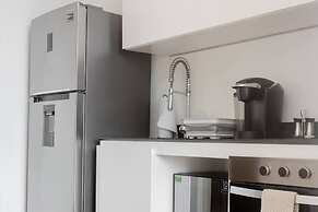 Great Located Modern Studio-sea View Rooftop Pool