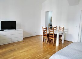 Lovely Modern Historical 1-bedroom