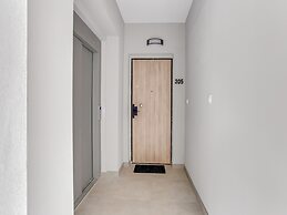 Sanders Old Port - Cute 1-bdr. Apt. w/ Balcony