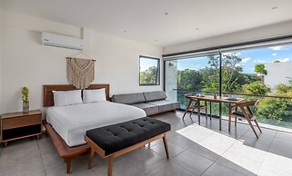 Great Located Spacious Loft W/amazing Rooftop Pool