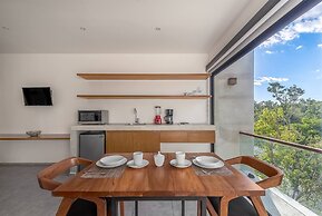 Great Located Spacious Loft W/amazing Rooftop Pool