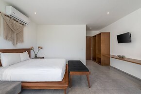 Great Located Spacious Loft W/amazing Rooftop Pool